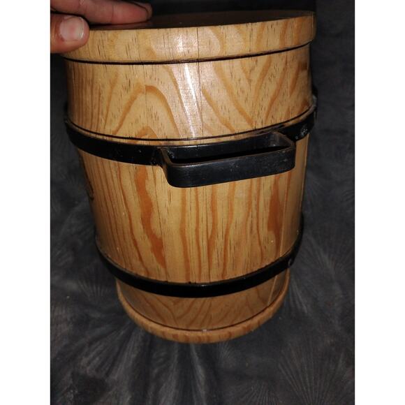 Hand Made wooden barrel piggy bankwood-burned or engraved Hourse design - Picture 4 of 10